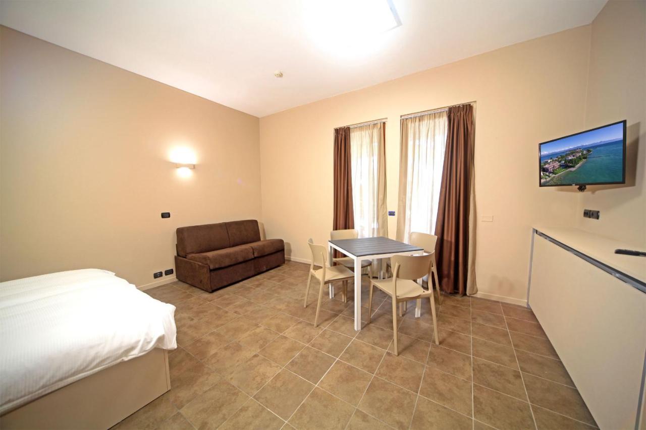 Hotel Smeraldo Sirmione Exterior foto