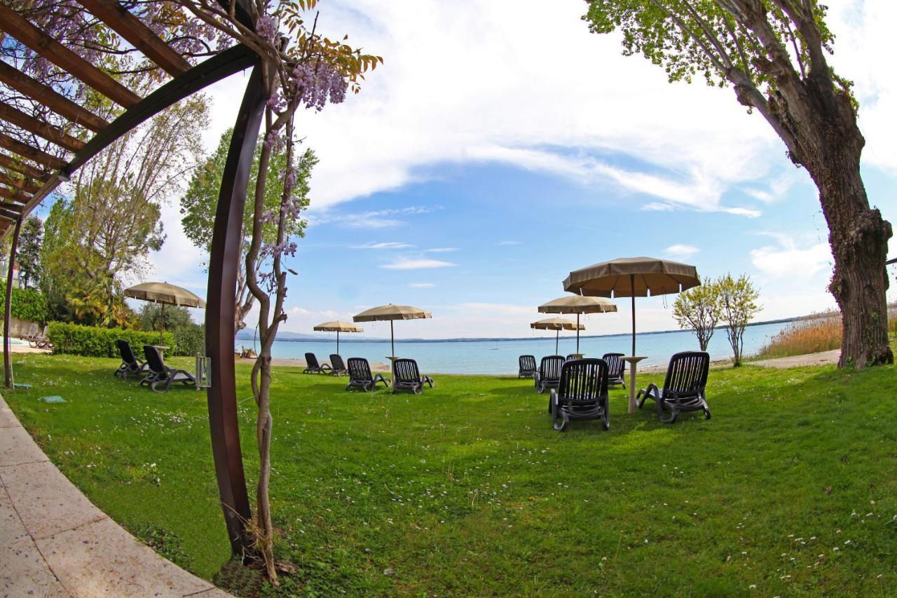 Hotel Smeraldo Sirmione Exterior foto
