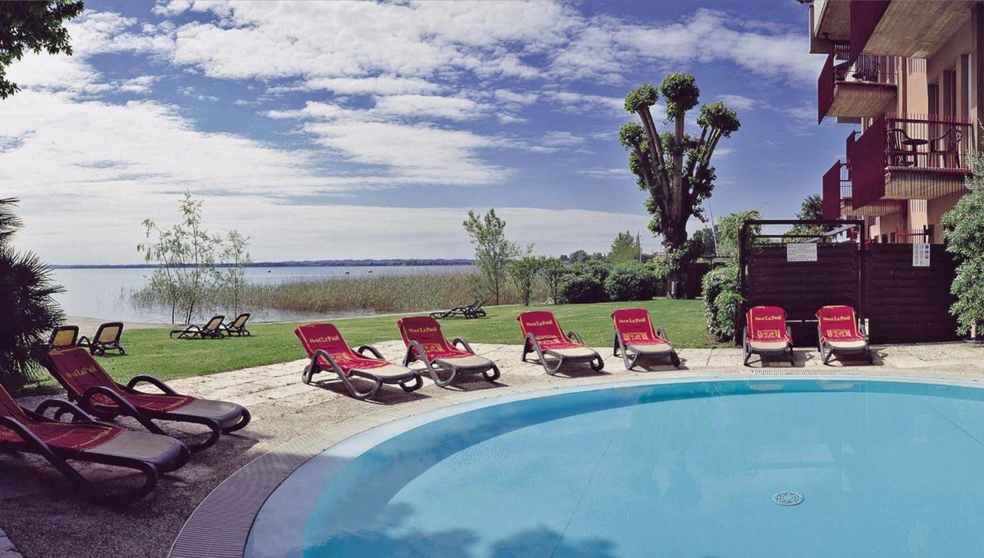 Hotel Smeraldo Sirmione Exterior foto