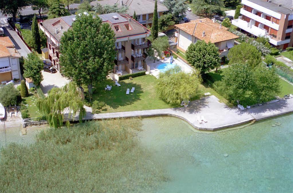 Hotel Smeraldo Sirmione Exterior foto